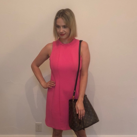 Shoshanna Dresses & Skirts - Shoshanna size:10 pink shift dress.
